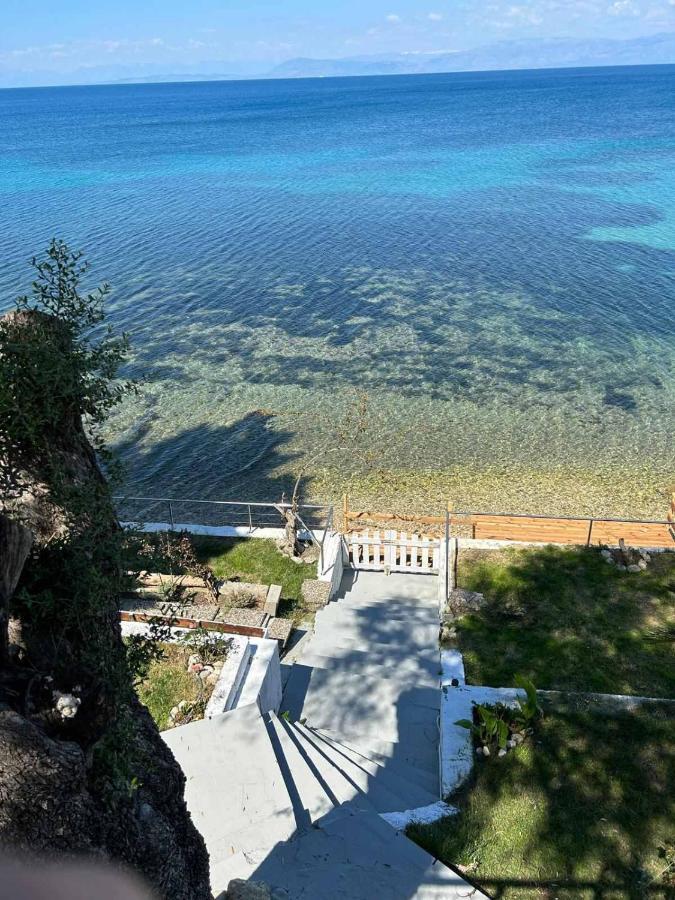 Villa Paul Seafront House Mesongí Esterno foto