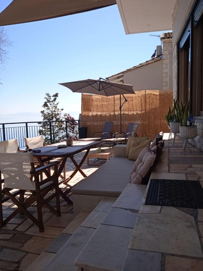 Villa Paul Seafront House Mesongí Esterno foto