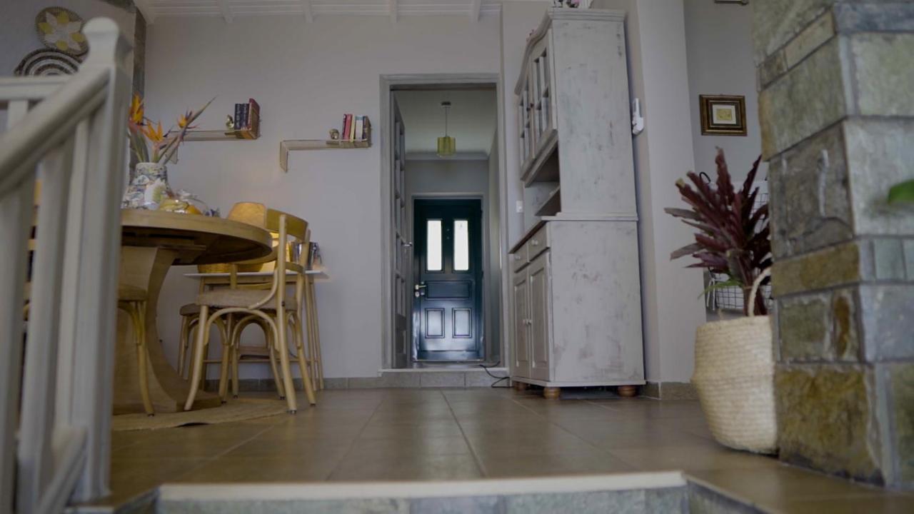Villa Paul Seafront House Mesongí Esterno foto