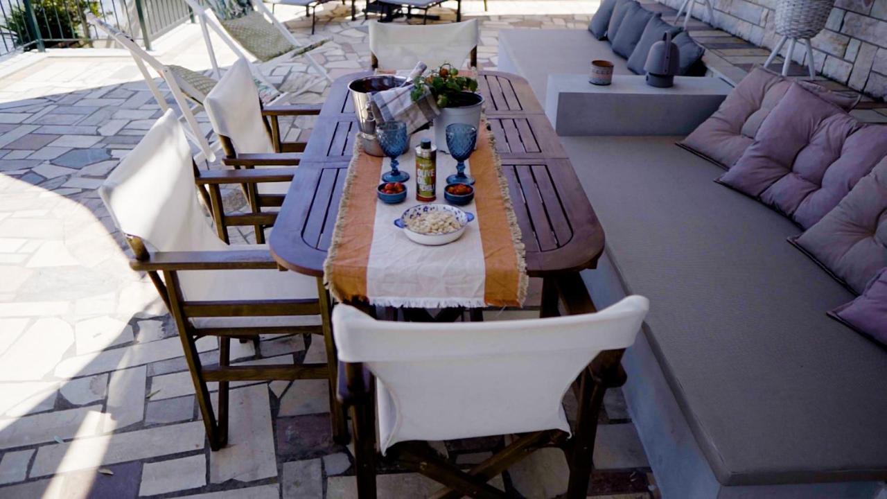 Villa Paul Seafront House Mesongí Esterno foto